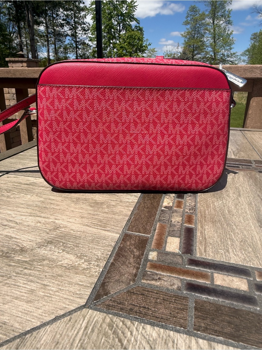 NWT Michael Kors Jet Set Large East West Chain
Crossbody Bag Dragonfruit - Picture 5 of 8